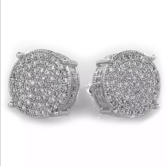 18K White Gold Earring Round Stud